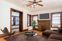 Building Photo - 809 Douglas Ave