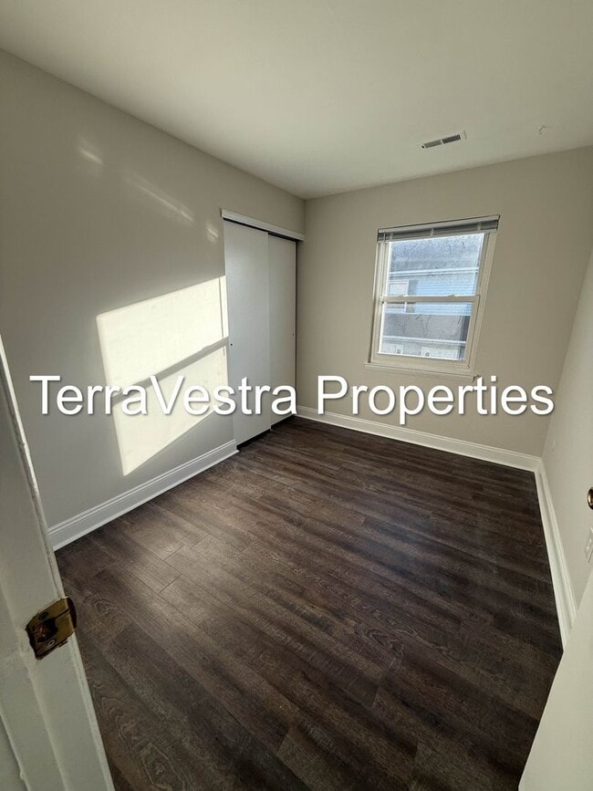 Building Photo - 162 Willow Turn