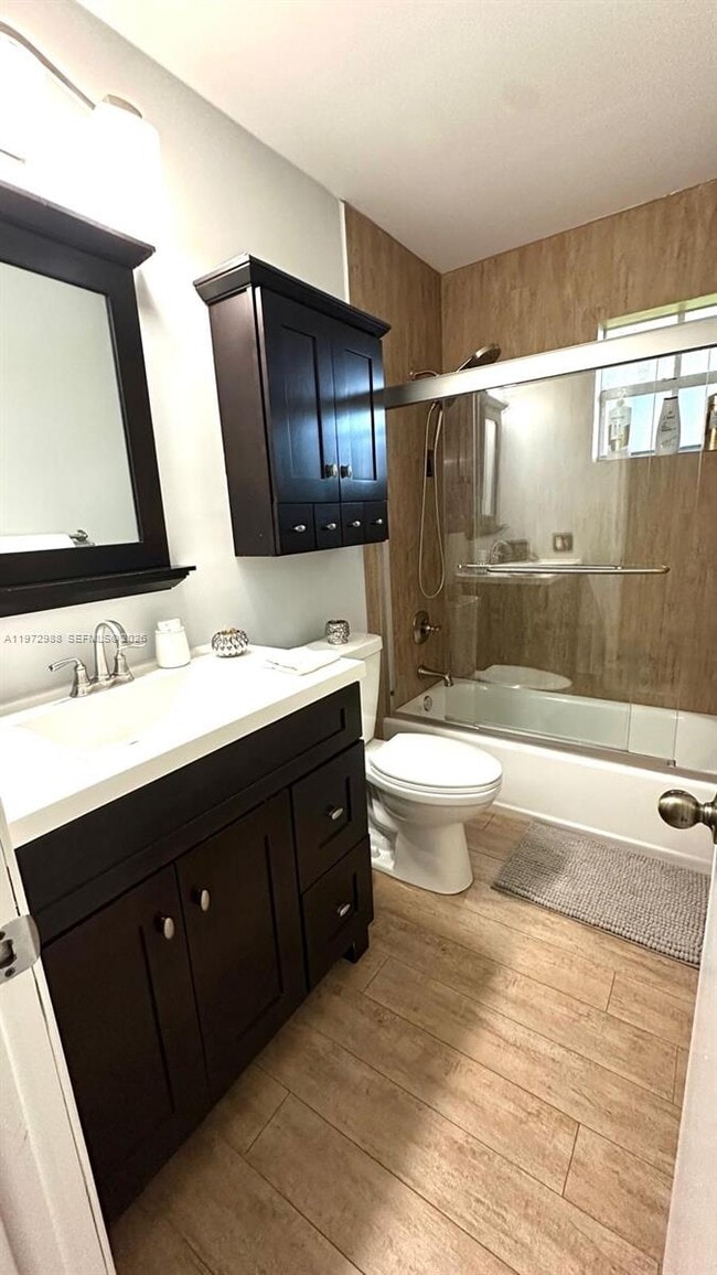 Building Photo - 1771 NW 17th St