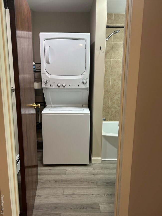 Building Photo - 4138 US-209