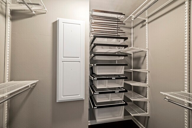 Building Photo - 1707 Spyglass Dr