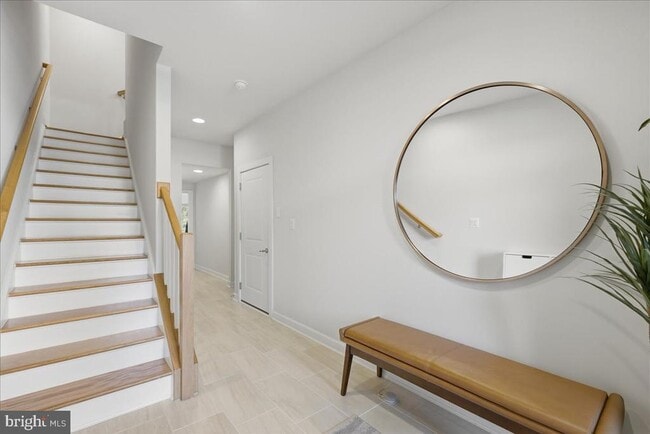 Building Photo - 9228 Wood Violet Ct
