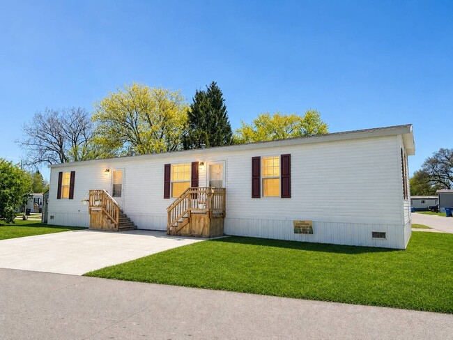 Building Photo - 1224 Lucy Ave