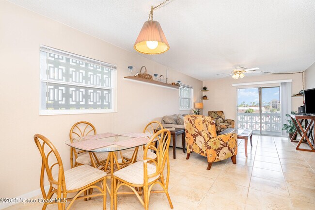 Building Photo - 4800 Ocean Beach Blvd