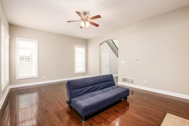 Building Photo - 4184 Hobbs Landing Dr W