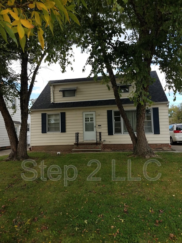 Primary Photo - 13801 Linn Ave