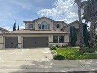 Building Photo - Immaculate home in W. Roseville!