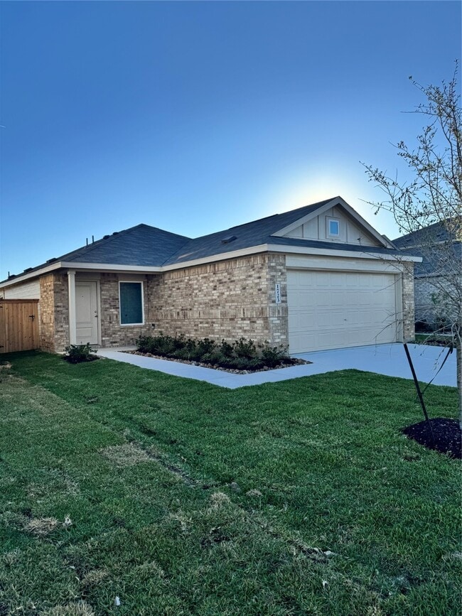 Primary Photo - 1723 W Stroker Rd