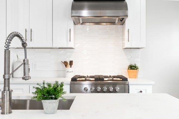 Building Photo - 6 Brook St