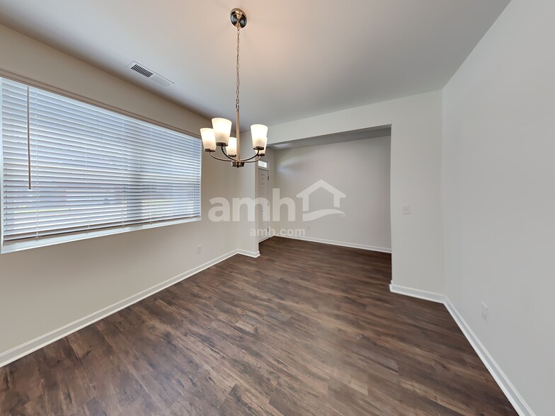 Building Photo - 1232 Big Poplar Way