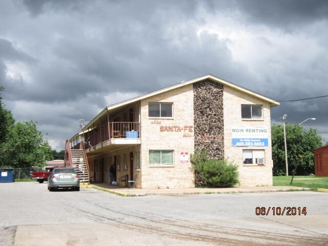 Building Photo - 505 SW 30th St