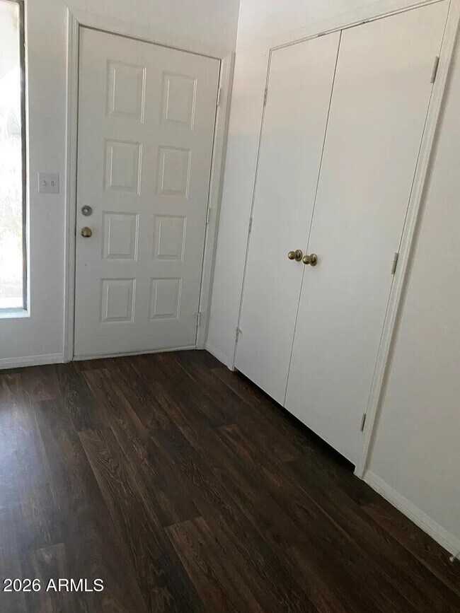 Building Photo - 450 N 335th Ave