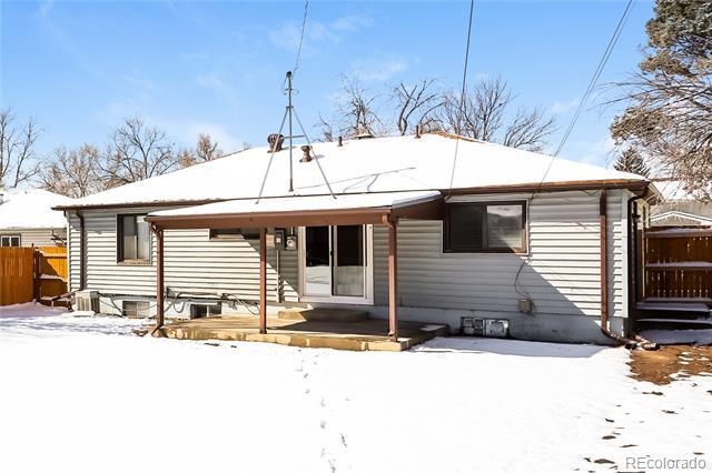 Building Photo - 1140 Jamaica St