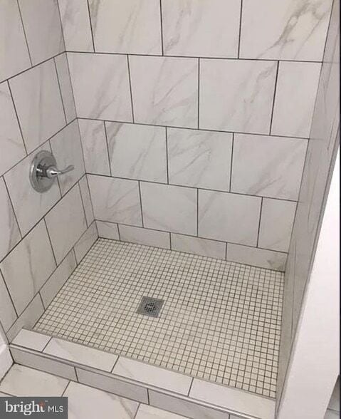 Building Photo - 2121 N Street NW Unit 2