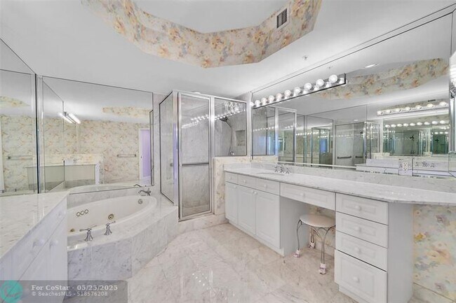 Building Photo - 6001 N Ocean Dr