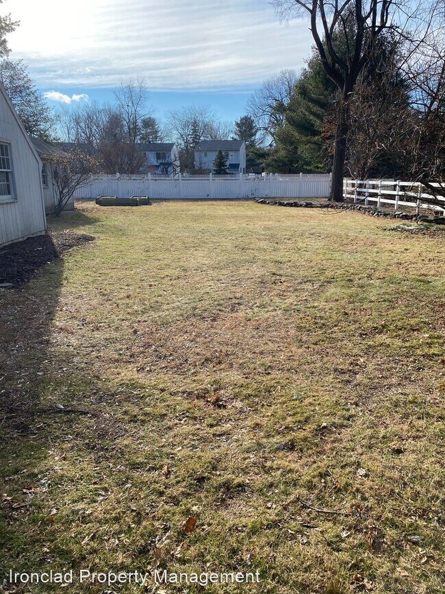 Building Photo - 2 br, 1 bath House - 187 Pratt Street