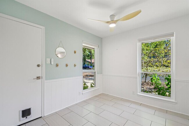 Building Photo - 2505 Comburg Castle Way