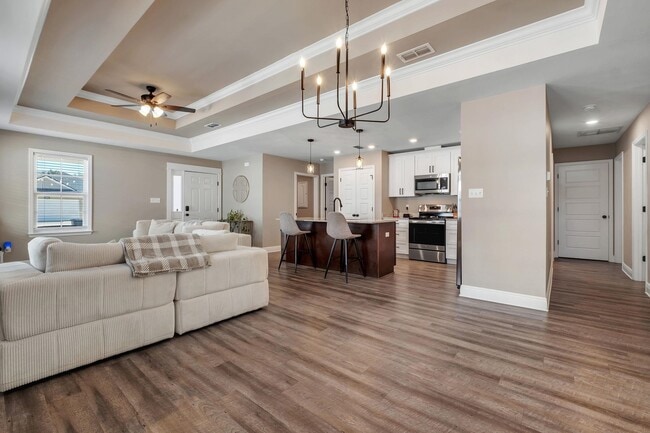 Building Photo - 4858 Sampler Dr