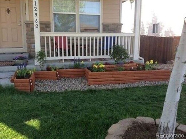 Building Photo - 4 Bed 3 1/2 Bath