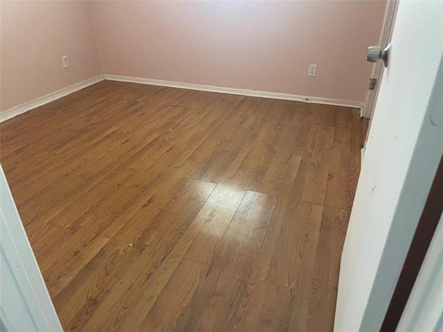 Building Photo - 2517 Chevy Chase Dr