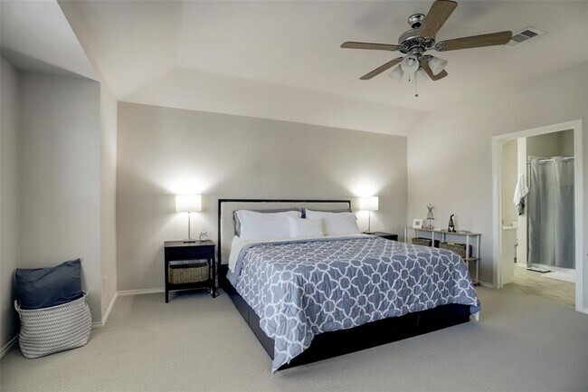 Building Photo - 3002 Terrace Hills Ln
