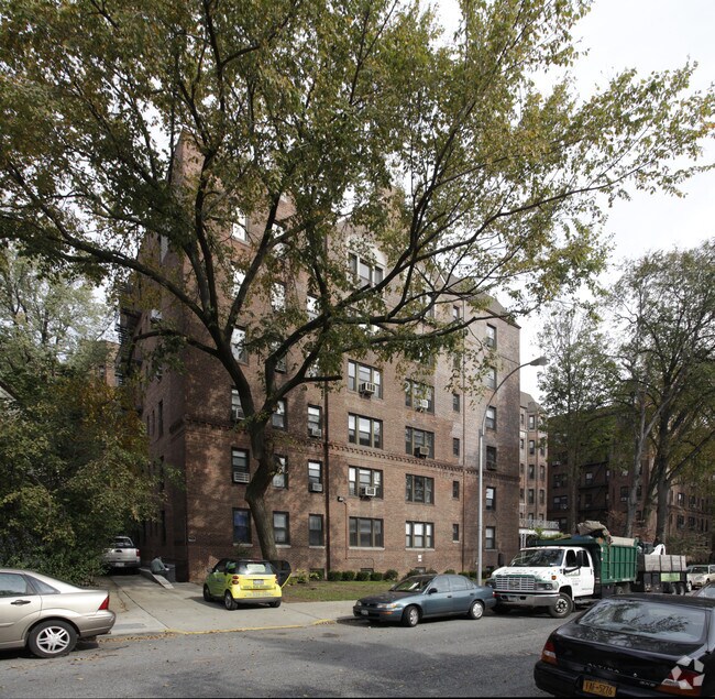 The Beverly House 8451 Beverly Rd Kew Gardens NY 11415 Apartment