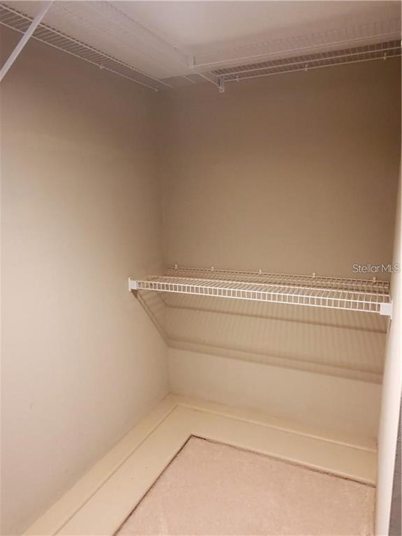 Building Photo - 1050 Longboat Club Rd