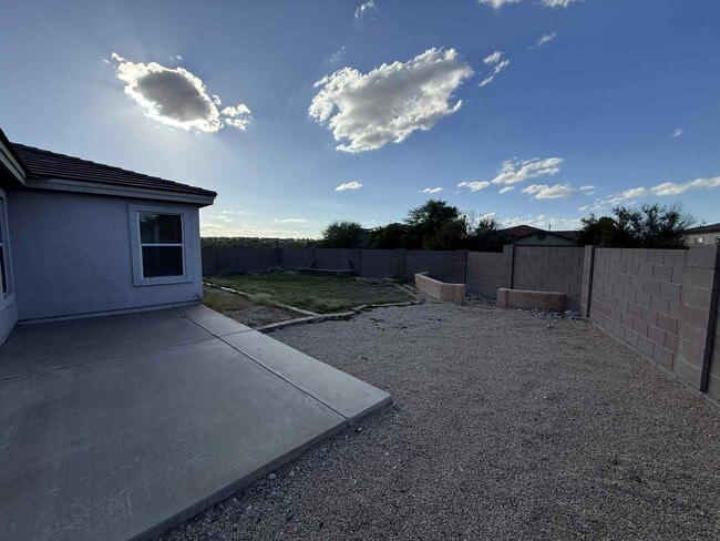 Building Photo - 13735 E Shadow Pines Ln