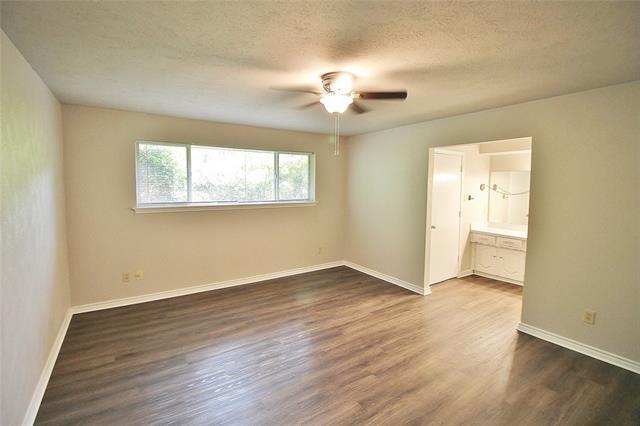 Building Photo - 4219 Oak Arbor Dr