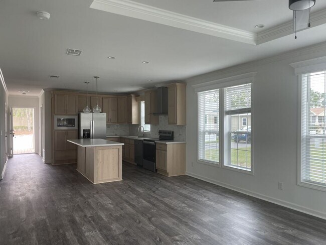 Building Photo - 765 Arbor Estates Way