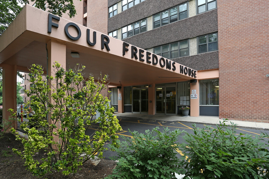 Primary Photo - Four Freedoms House- Seniors 62 yrs and older