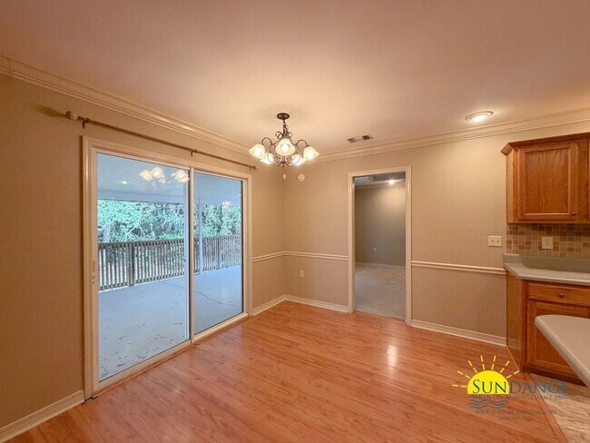 Building Photo - Charming 4BR Home in Fort Walton Beach Near Eglin AFB & Hurlburt Field!