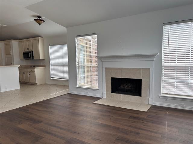 Building Photo - 2505 Cimmaron Dr