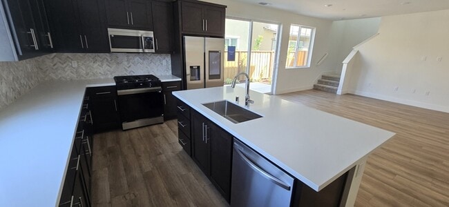Building Photo - Brand New 2025 Solar-Powered 4 Bed, 3 Bath...