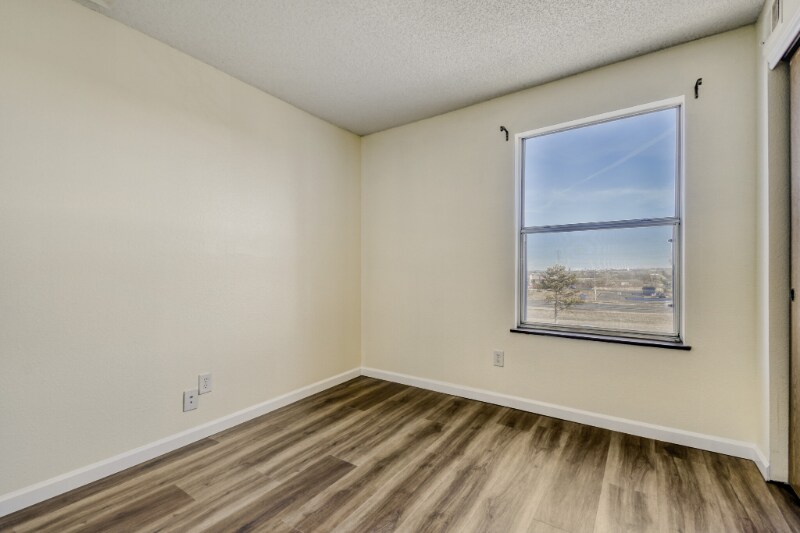 Building Photo - 8813 Colorado Blvd