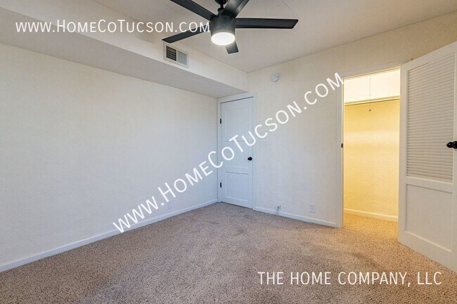 Building Photo - 3949 E 2nd St