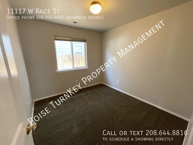 Building Photo - 11117 W Race Ct