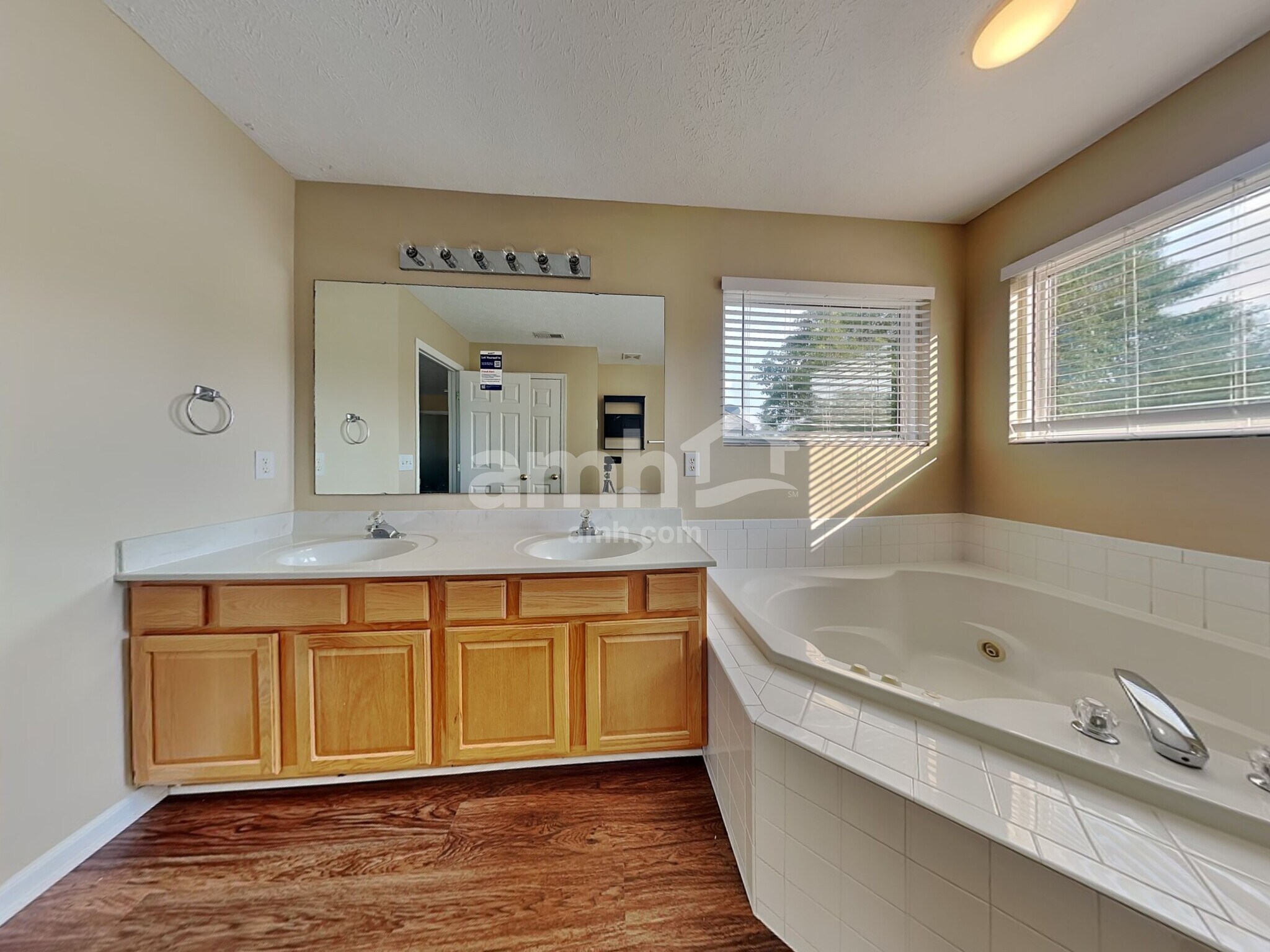 Building Photo - 5955 Furlong Way