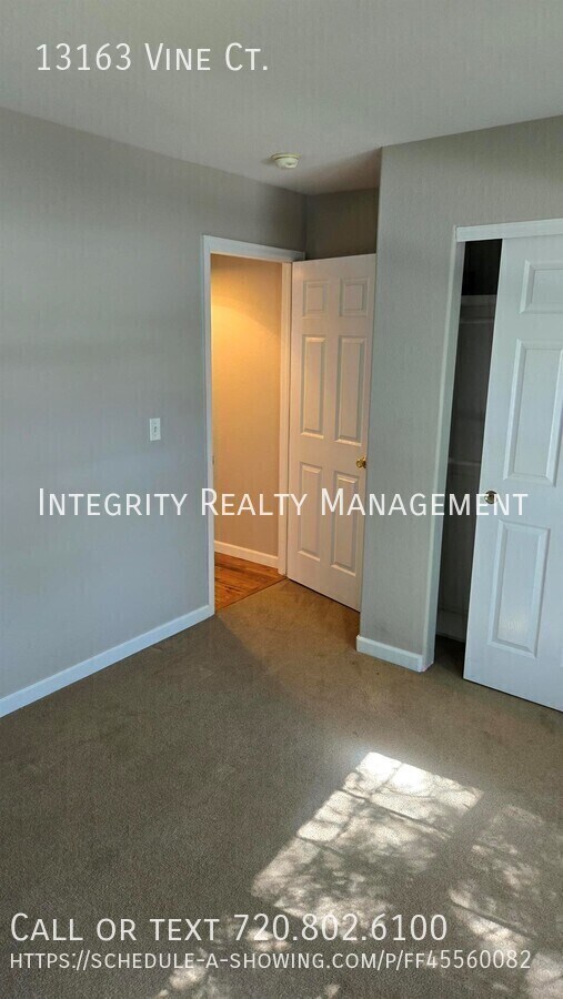 Building Photo - 13163 Vine Ct