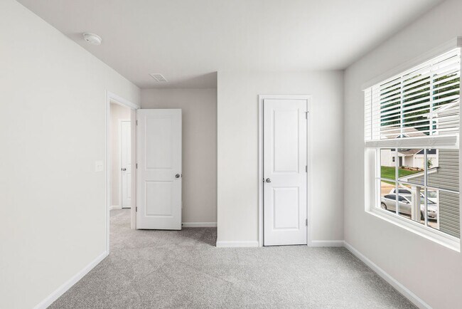 Building Photo - 115 Broadtree Cir