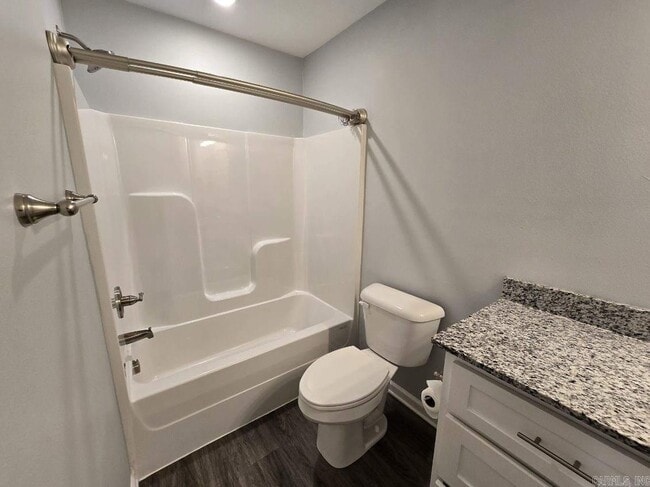 Building Photo - 802 Schley