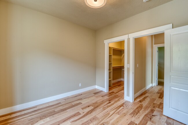 Building Photo - 7150 W Tobi Ct