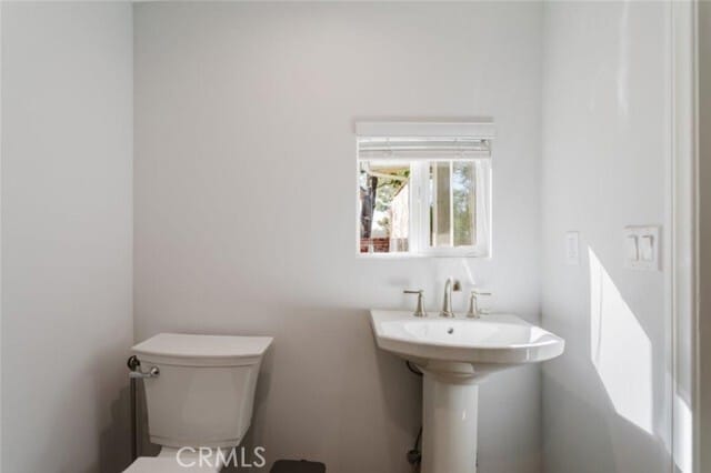 Building Photo - 21461 Mayan Dr