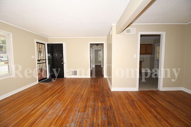 Building Photo - 1555 S Perkins Rd