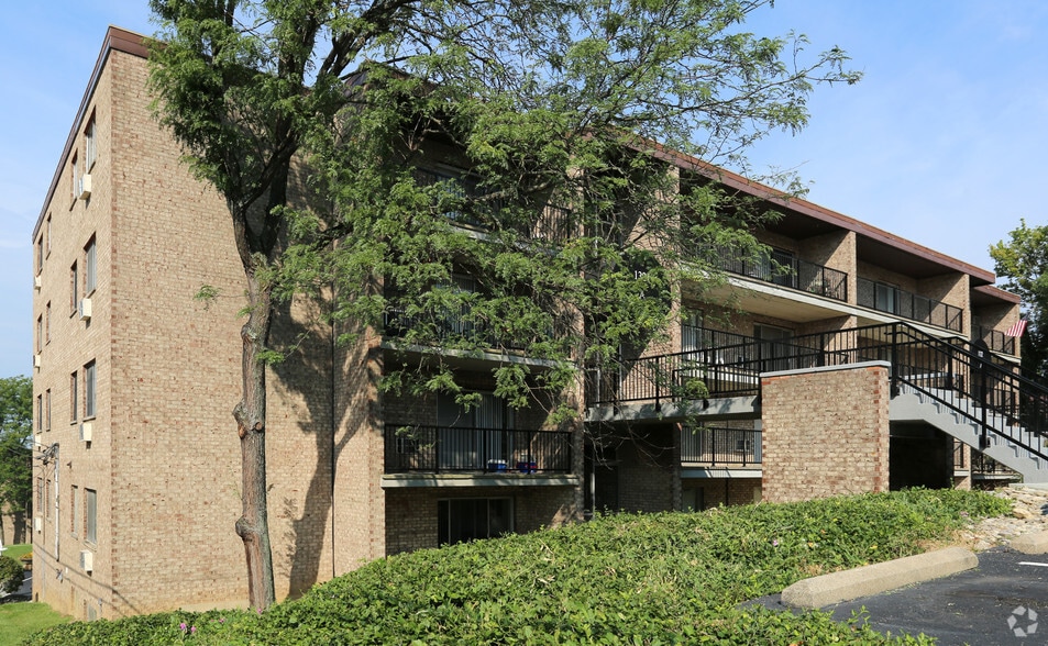 Sonsrena Apartments 1321 Alexandria Pike Fort Thomas KY 41075