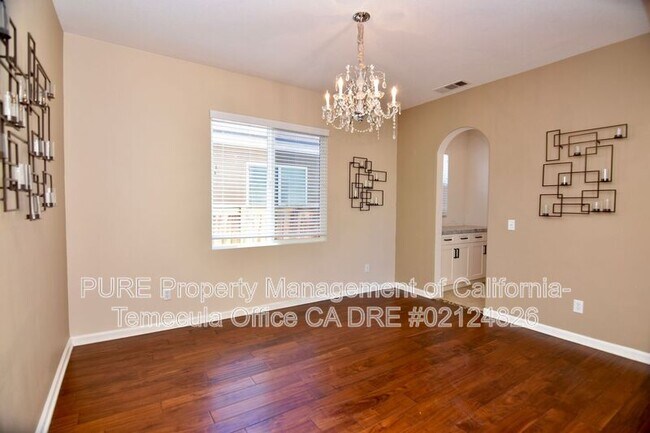 Building Photo - 31824 Via Del Paso