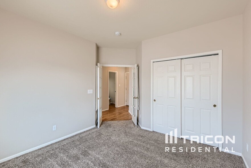 Building Photo - 8403 Briar Trace Dr