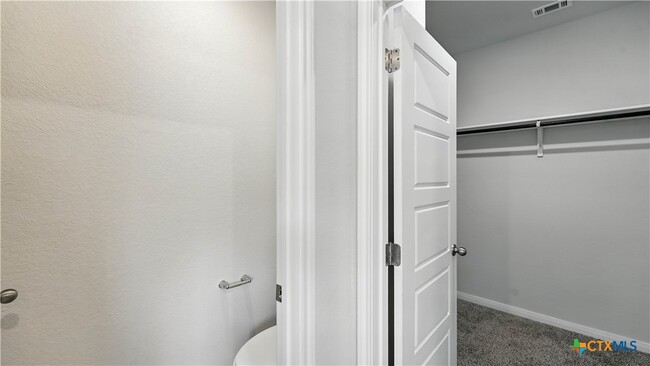 Building Photo - 3154 Charyn Wy