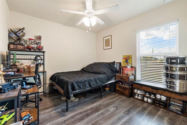 Building Photo - 3019 Honeywood Rd