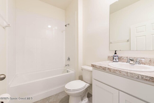 Building Photo - 1753 Farmhouse Rd SE